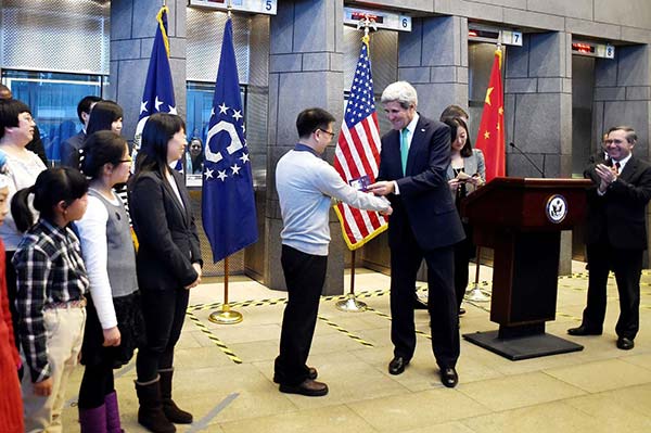 Công dân Trung Quốc đầu tiên nhận được visa Mỹ có hiệu lực 10 năm.