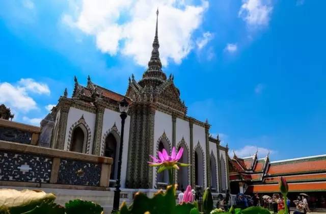 Phí visa du lịch Thái Lan sắp được miễn hoàn toàn, visa khi đến giảm một nửa!