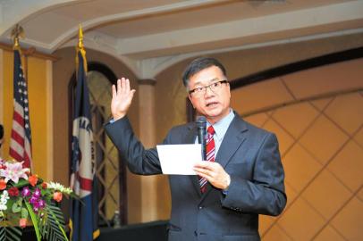 Người Trung Quốc có hy vọng nhận được visa Mỹ nhiều lần trong 5 năm (Hình ảnh và nội dung)