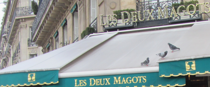 Nhanh chóng vào đây, khám phá những quán bar và quán cà phê siêu nổi tiếng ở Paris.