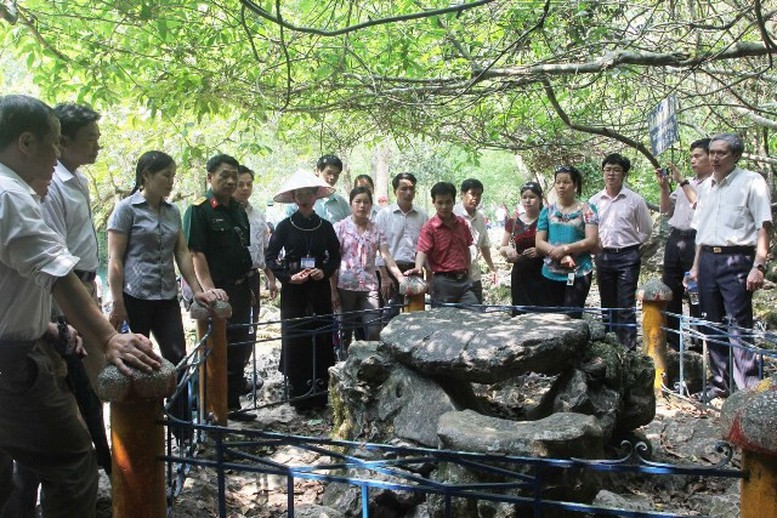 Lần đầu tiên tổ chức Lễ hội về nguồn Pác Bó.