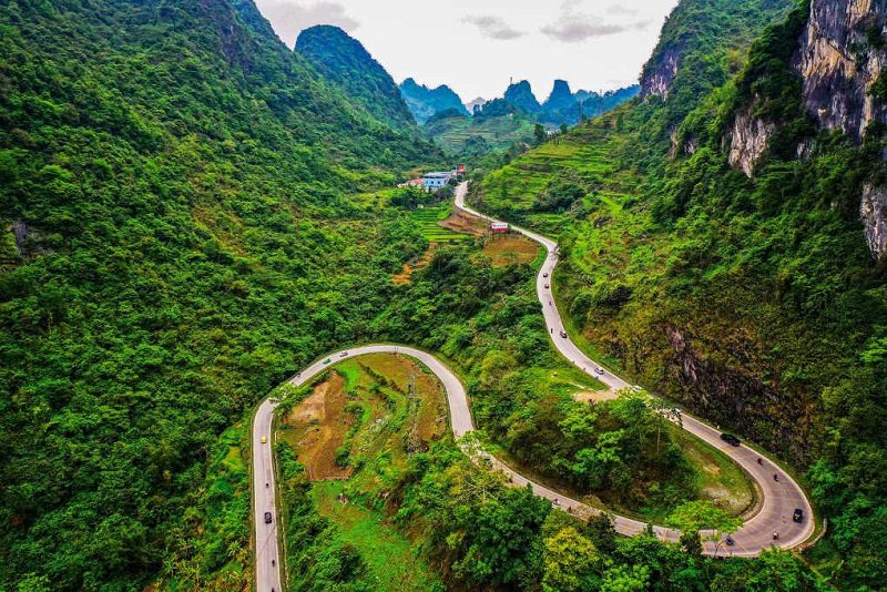 Kinh nghiệm chinh phục đèo Mã Phục từ A – Z chi tiết năm 2025