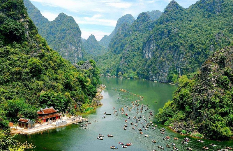 30 địa điểm du lịch đẹp nhất Việt Nam năm 2025