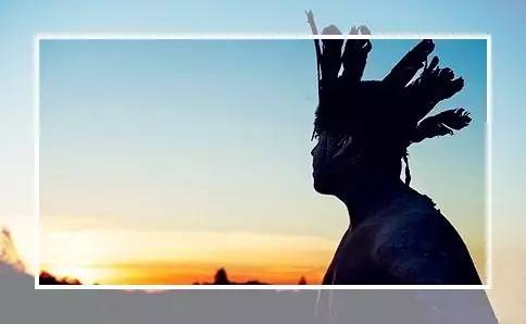 Xin hãy lưu ý tôn trọng phong tục tập quán của người bản địa Úc.