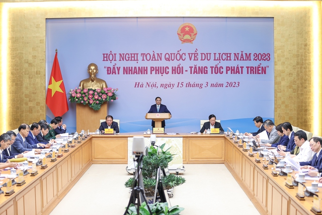 TÓM TẮT: Thủ tướng chủ trì Hội nghị toàn quốc về du lịch năm 2023