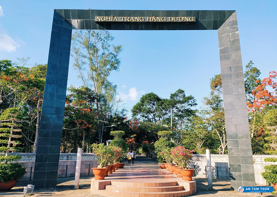 Nghĩa Trang Hàng Dương, điểm đến tâm linh tĩnh lặng giữa Côn Đảo